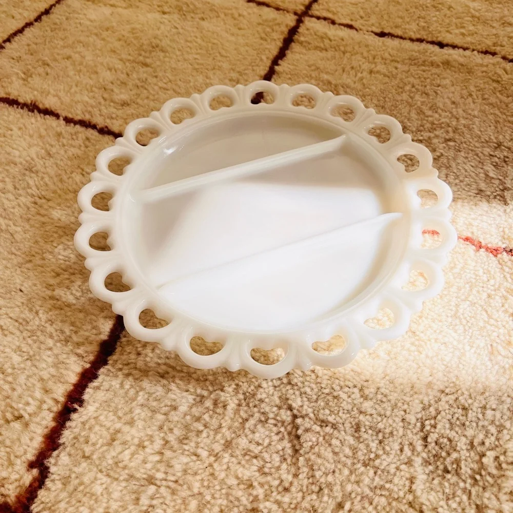 VINTAGE 50’S ANCHOR HOCKING COQUETTE LACE HEART DIVIDED‎ SERVING PLATTER